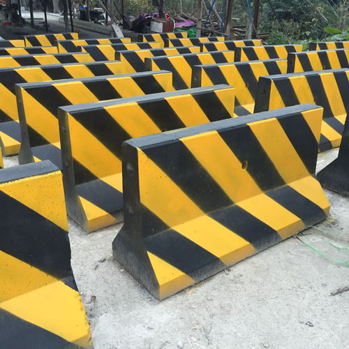 防撞水泥墩生產廠家 500 600 150 350等規格齊全